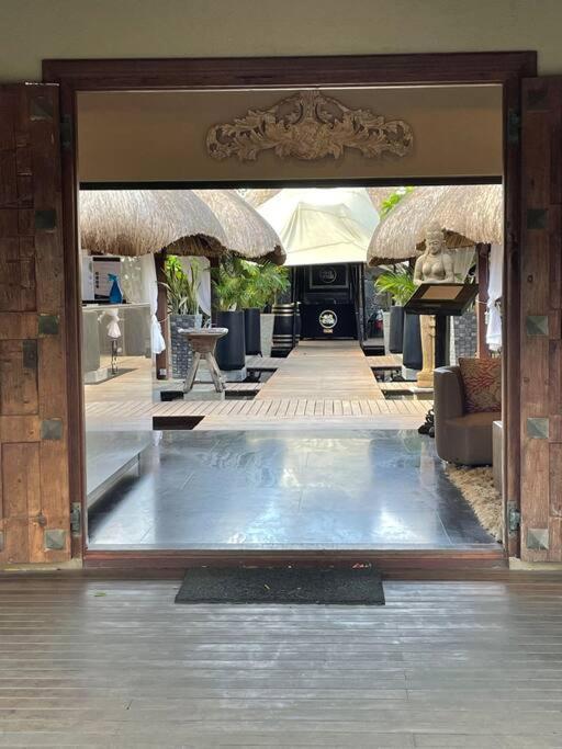 Les Alizees Grand Baie Apartment Luaran gambar